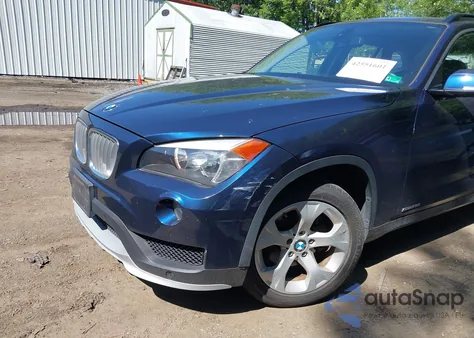 2015 BMW X1 Sdrive28I из США, поврежденный, VIN WBAVM1C54FVZ94104